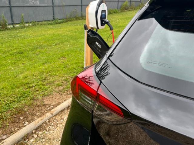 Installation d'une borne 22Kw par votre électricien IRVE a BAZEMONT 